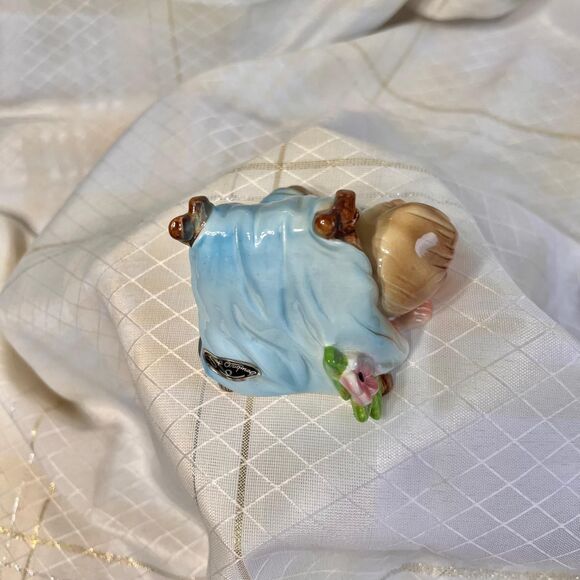 Vintage Josef Original Happiness is Boy in Tent Series, 1960s Vintage Figurines - Picture 5 of 9